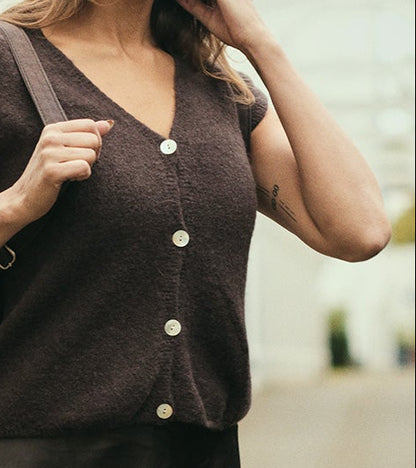 details alpaca vest dames bruin zacht en warm 